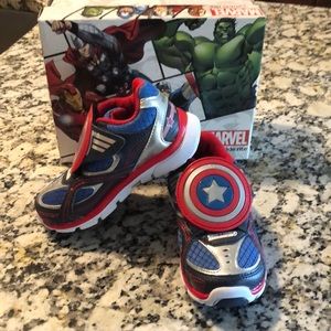 Brand New Little Boys Light Up Stride Rite 8.5